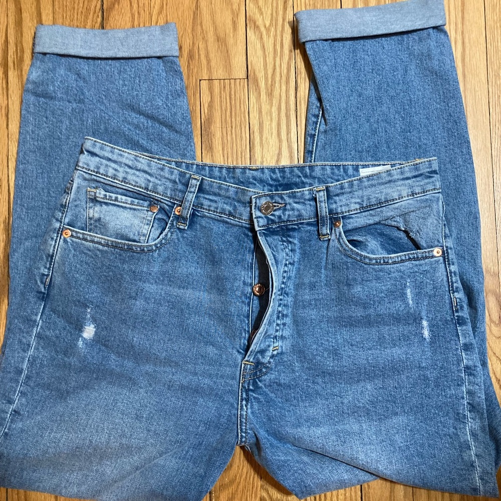 H&M Mom Jeans NWOT - Distressed, Light Wash, Size 10